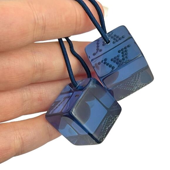AUTH Louis Vuitton Dark Blue Lucite LV Rhinestone Logo Jumbo XL Hair Tie Cubes main image 11